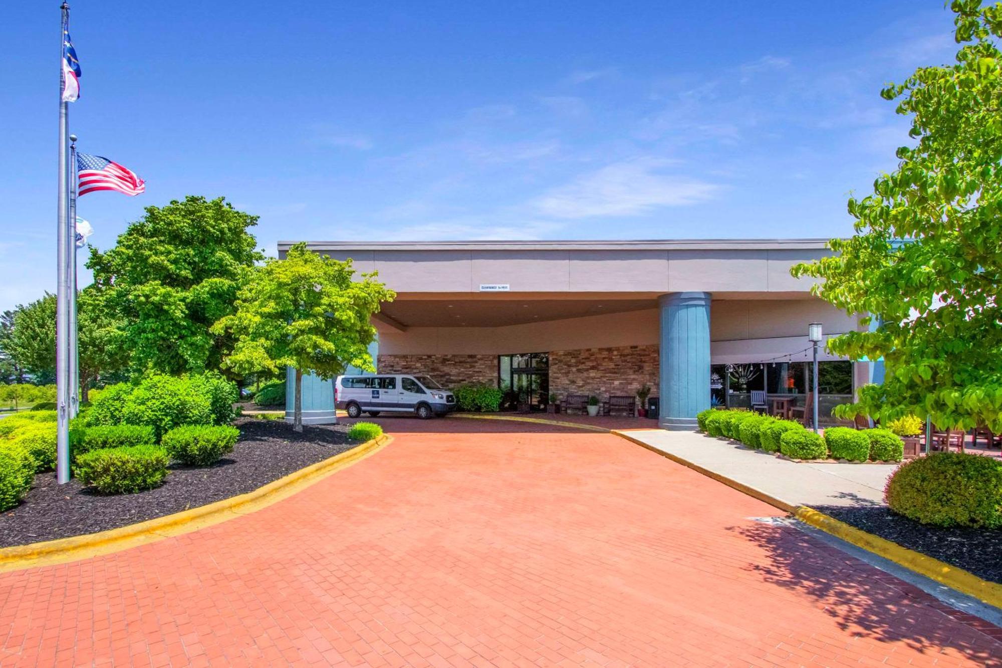 Clarion Inn Asheville Airport Letcher megye Kültér fotó